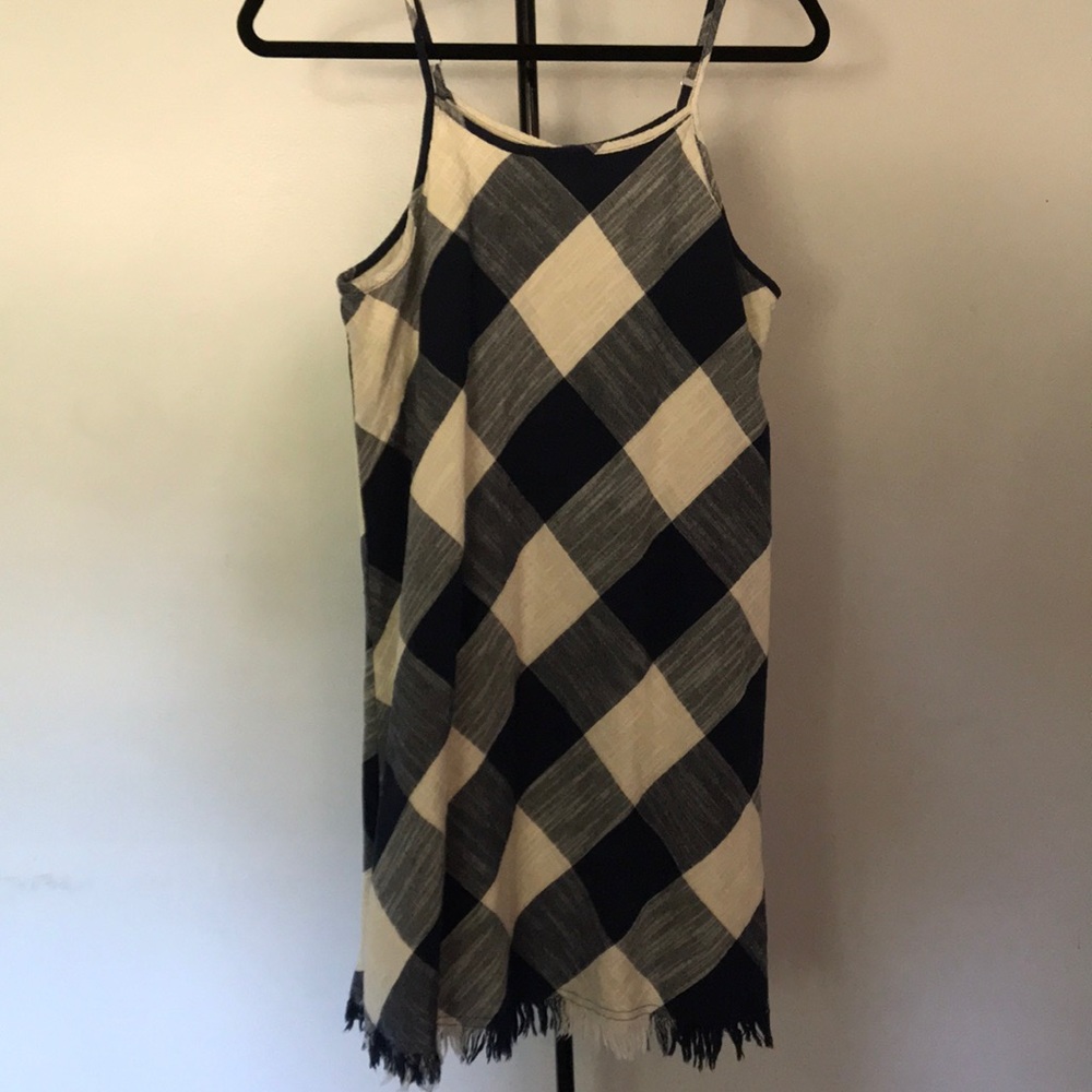Universal Thread Dress - Picture 4 of 6